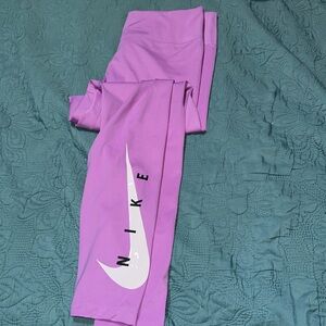 High waisted Nike leggings